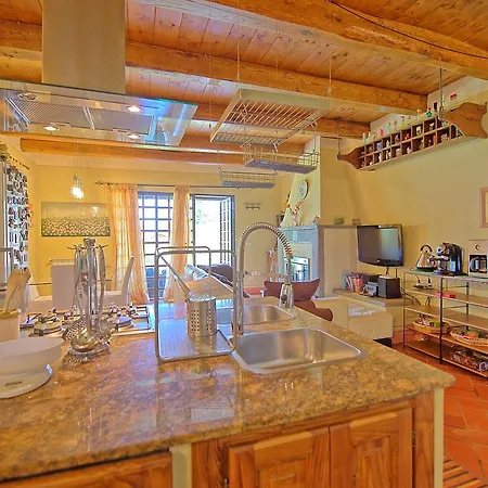 Margherita By Posarellivillas Piegaio